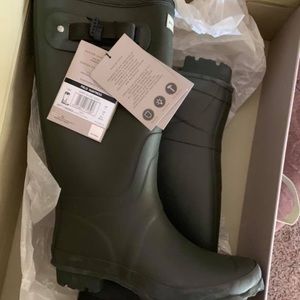 Hunter Boots - Wide Leg Field Huntress